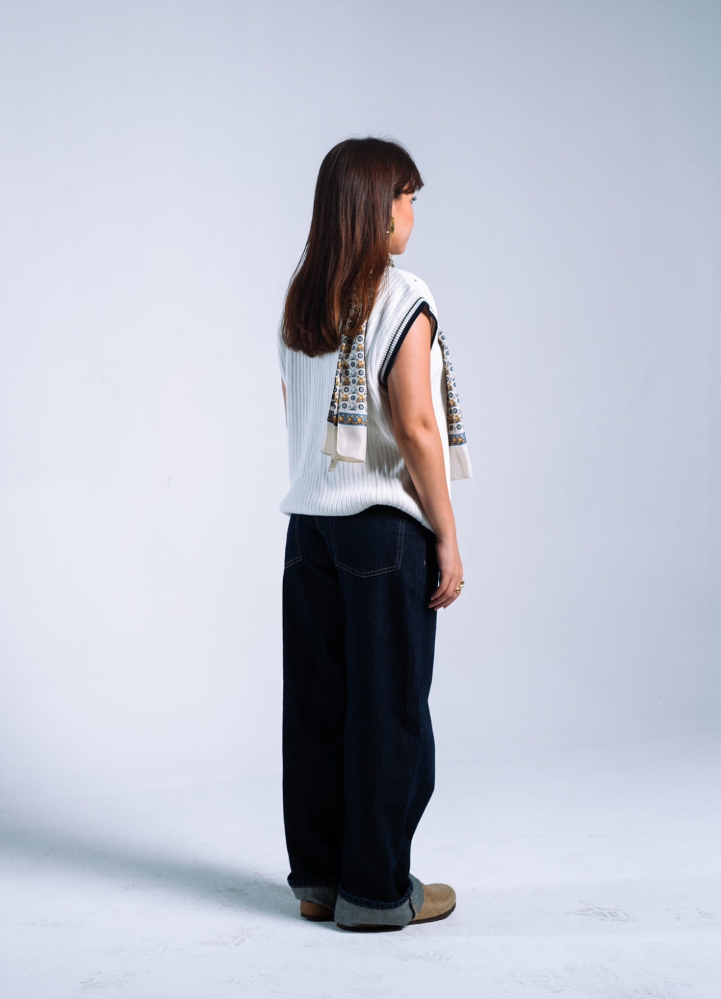 OFF-WHITE KNIT SLEEVELESS JUMPER